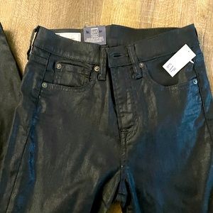 NWT black coated Gap Denim High Rise